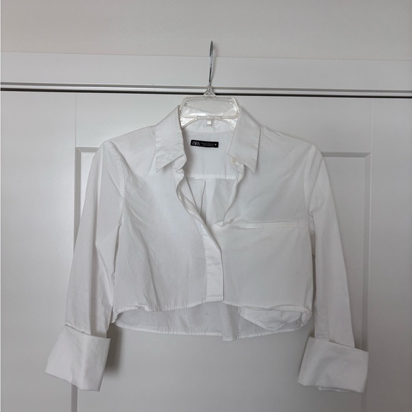 Zara Crisp Cropped White Button-Up Blouse - Picture 3 of 3